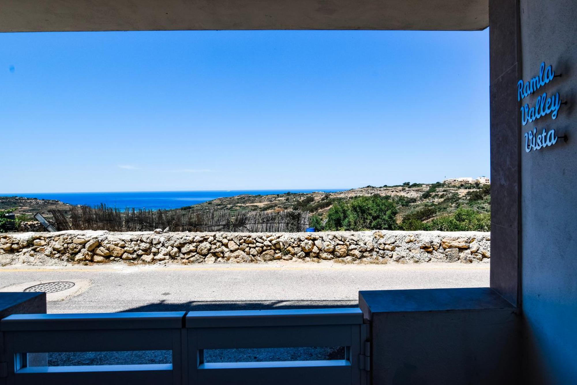 Ramla Valley Vista In With Private Pool Appartement